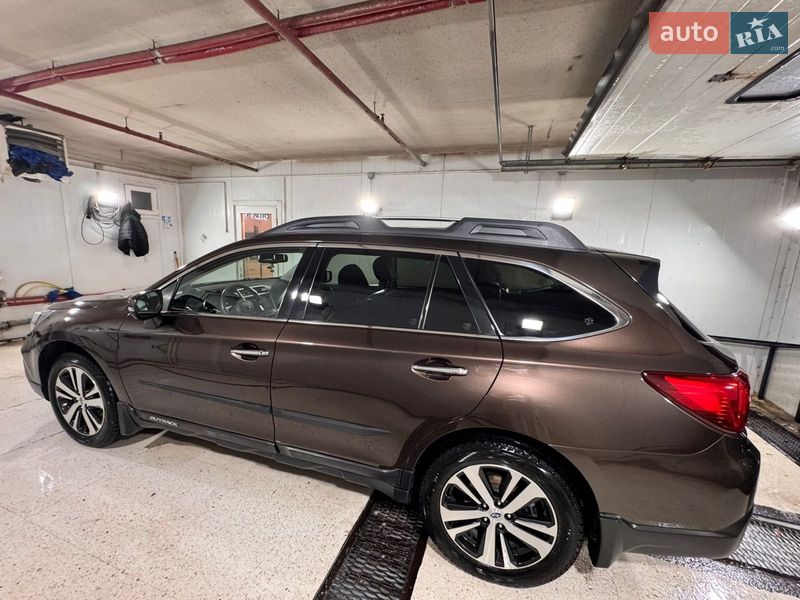 Универсал Subaru Outback 2018 в Львове