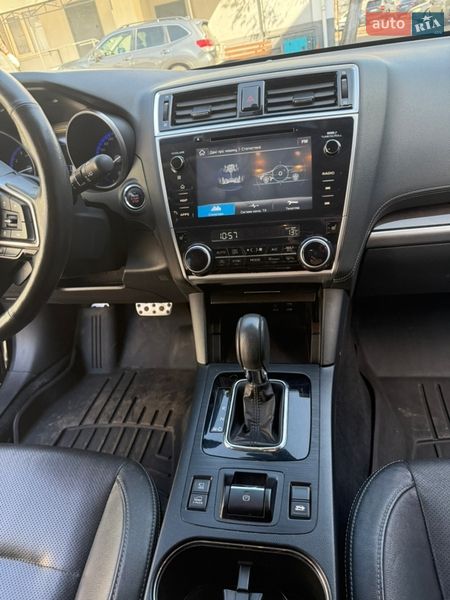 Универсал Subaru Outback 2018 в Киеве