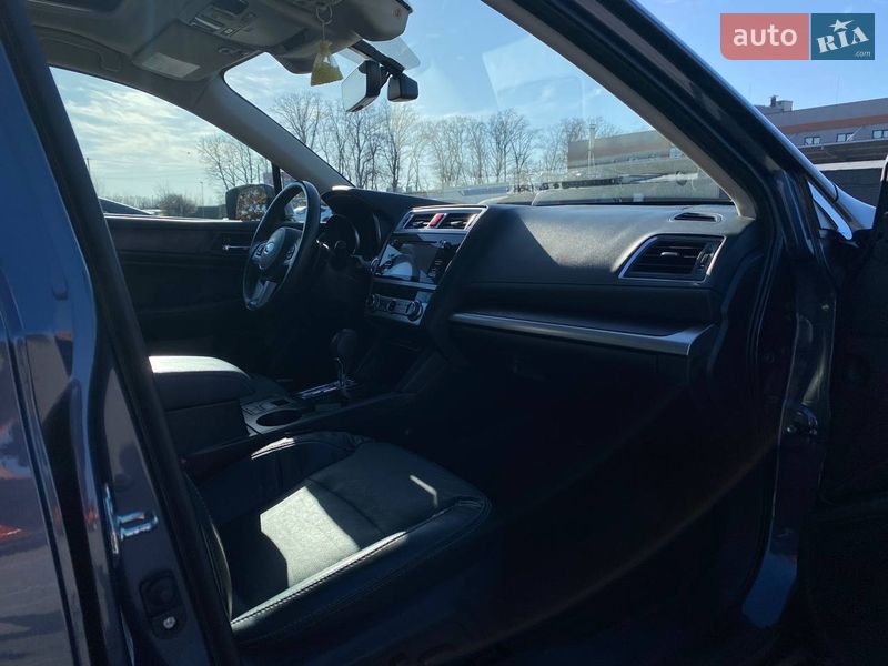 Универсал Subaru Outback 2017 в Киеве фото 32 Универсал Subaru Outback 2017 в Киеве