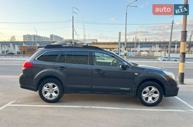 Универсал Subaru Outback 2012 в Киеве