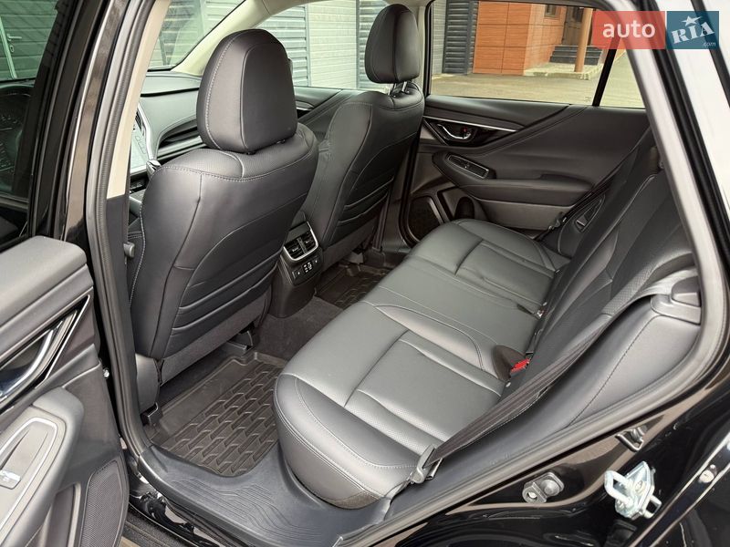 Универсал Subaru Outback 2024 в Киеве