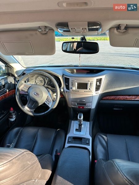 Універсал Subaru Outback 2011 в Бучачі