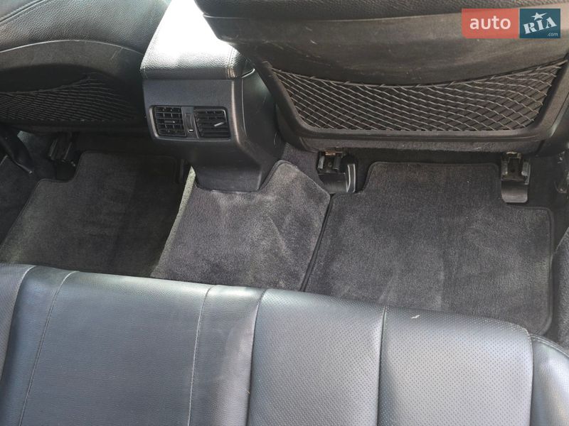 Универсал Subaru Outback 2011 в Черновцах