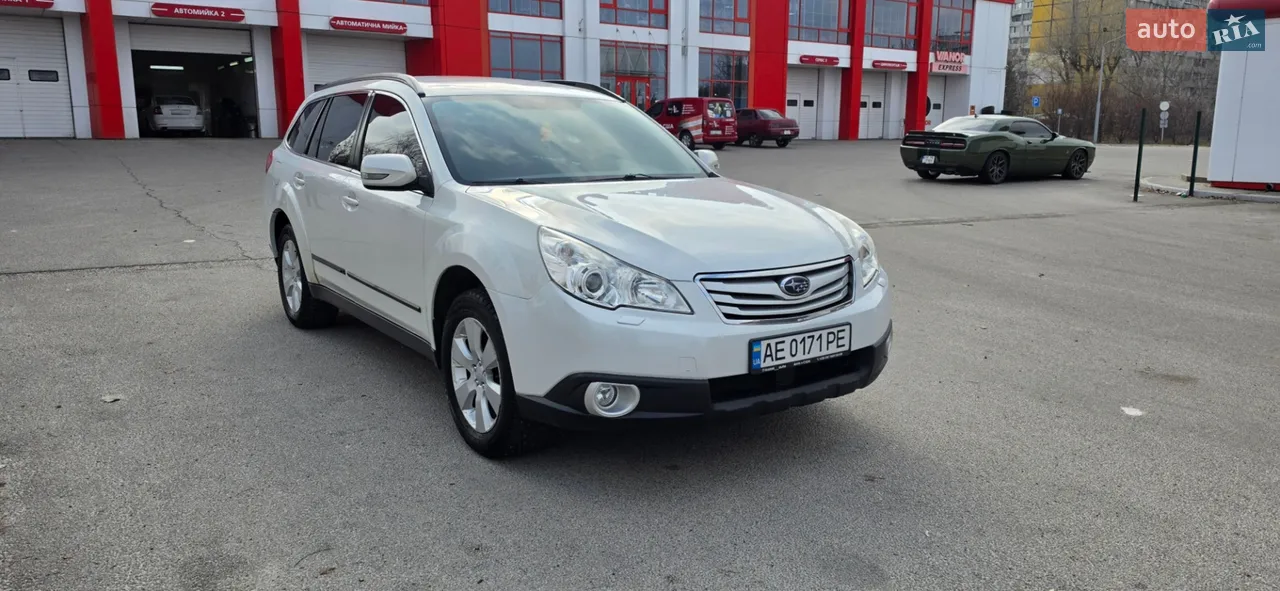 2010 Subaru Outback - мініатюра 21