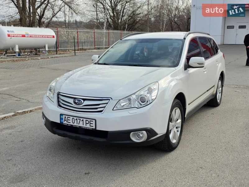 Универсал Subaru Outback 2010 в Днепре