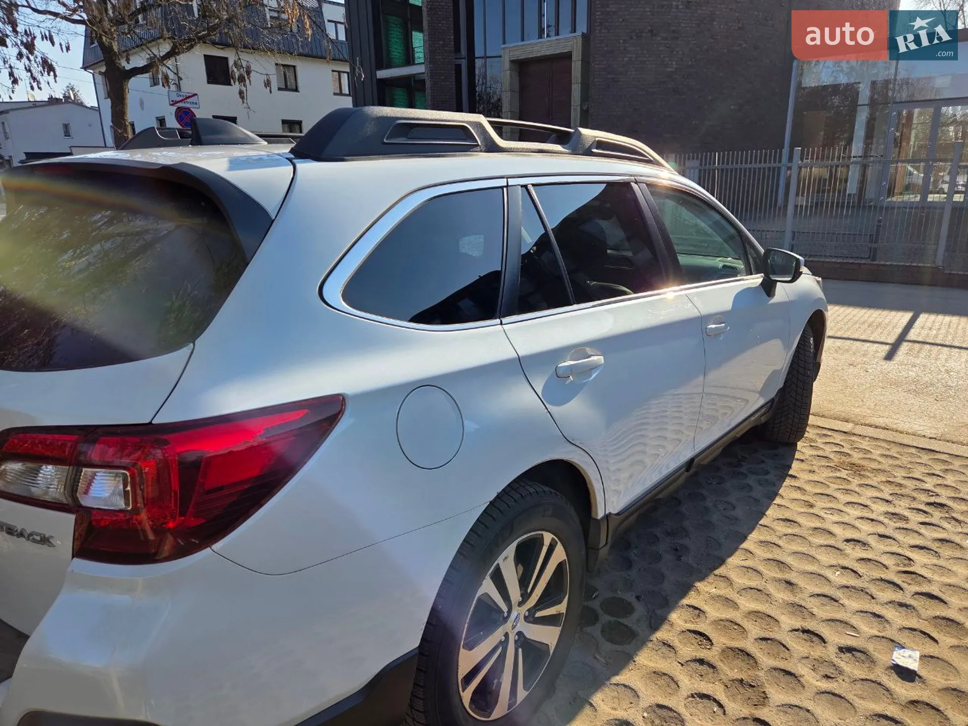 2018 Subaru Outback - мініатюра 8