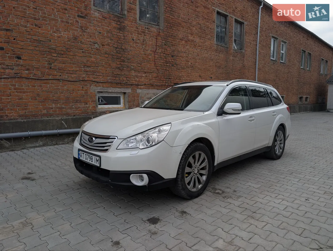 2011 Subaru Outback - мініатюра 18