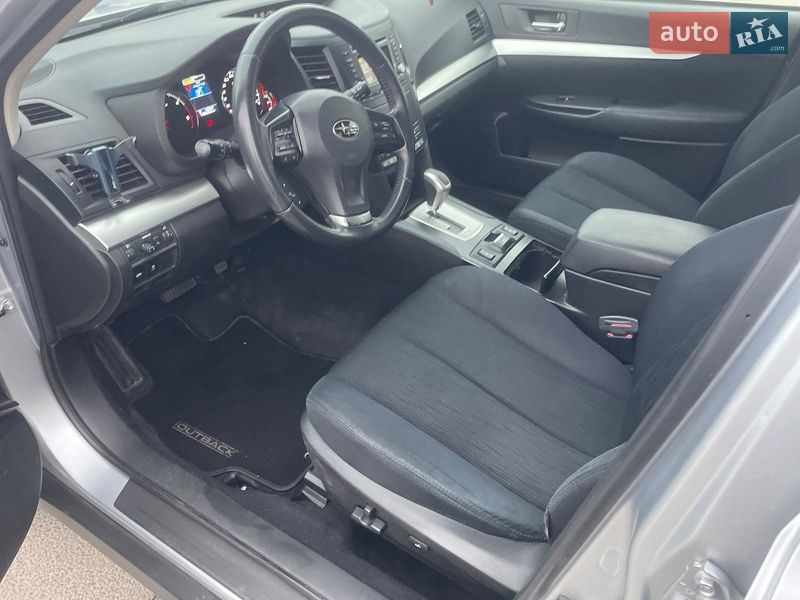 Універсал Subaru Outback 2013 в Львові