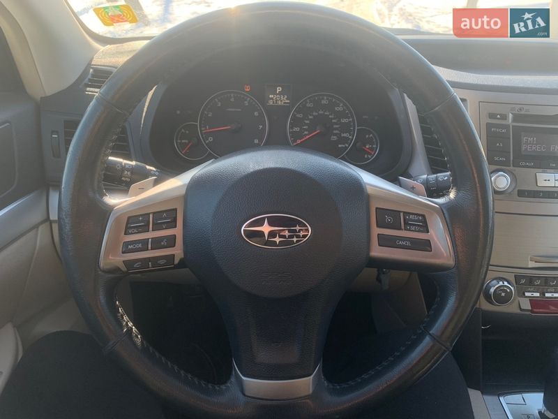 Универсал Subaru Outback 2013 в Вишневом фото 12 Универсал Subaru Outback 2013 в Вишневом