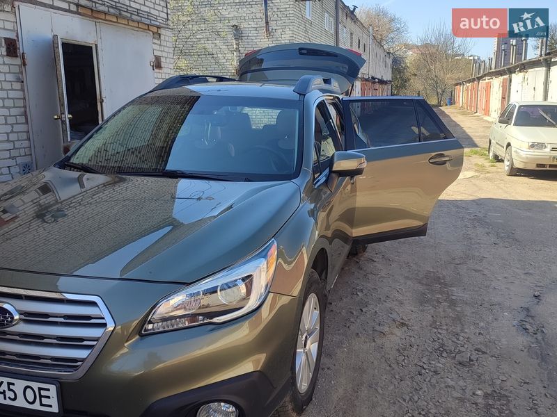 Subaru Outback 2015