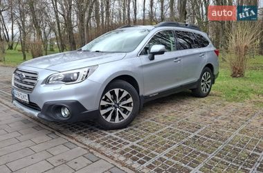 Универсал Subaru Outback 2015 в Киеве