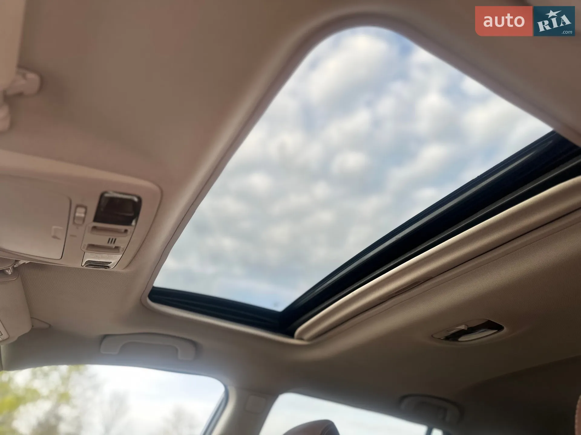 2016 Subaru Outback - мініатюра 24