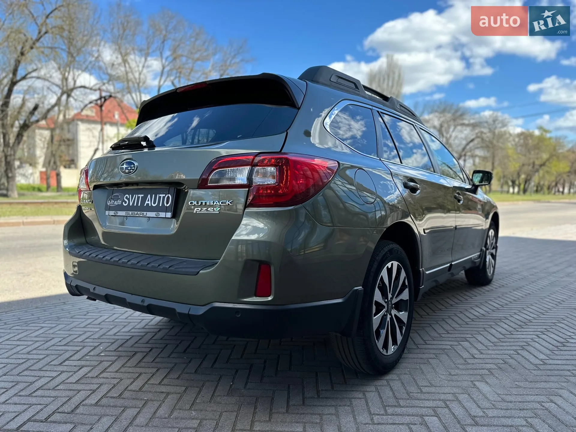 2016 Subaru Outback - мініатюра 11