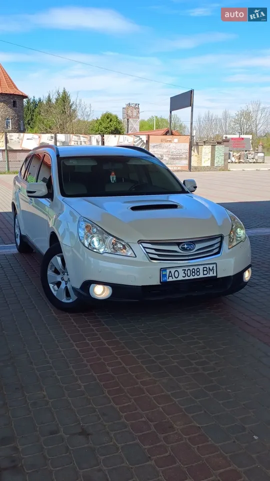 2010 Subaru Outback - мініатюра 4