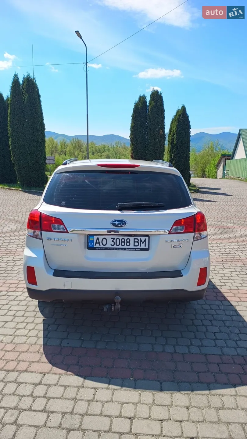 2011 Subaru Outback - мініатюра 14