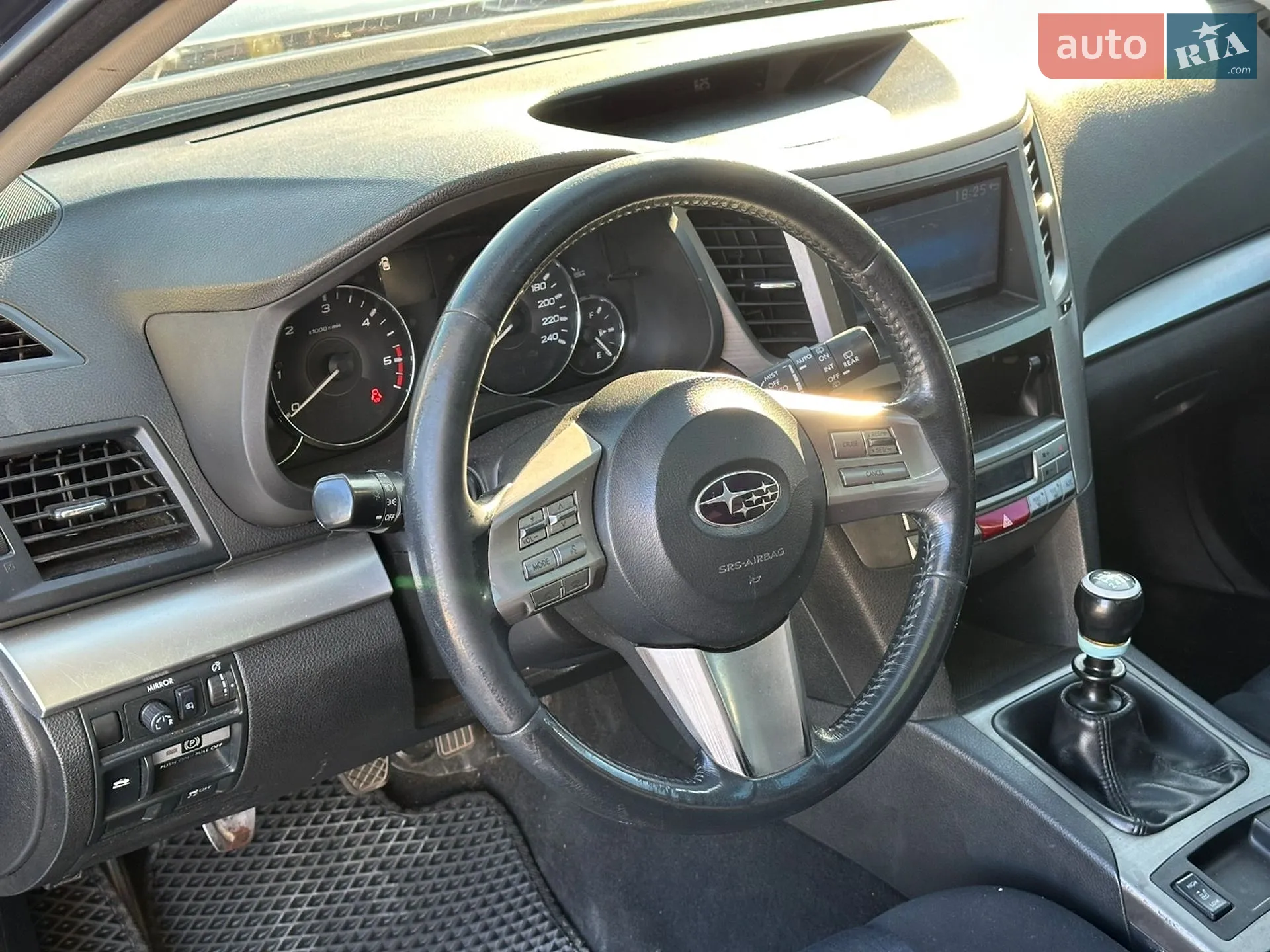 2011 Subaru Outback - мініатюра 13