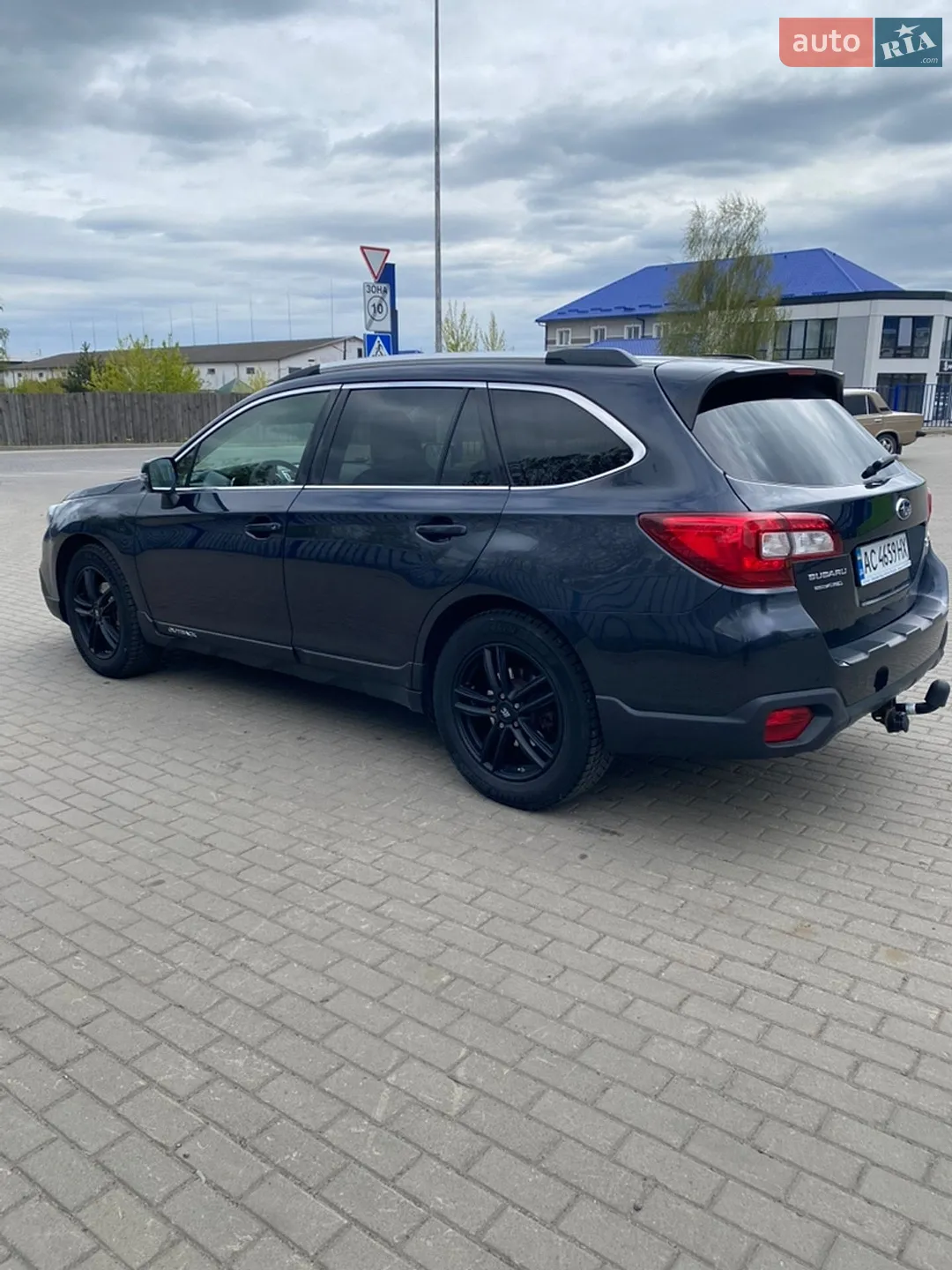 2016 Subaru Outback - мініатюра 4