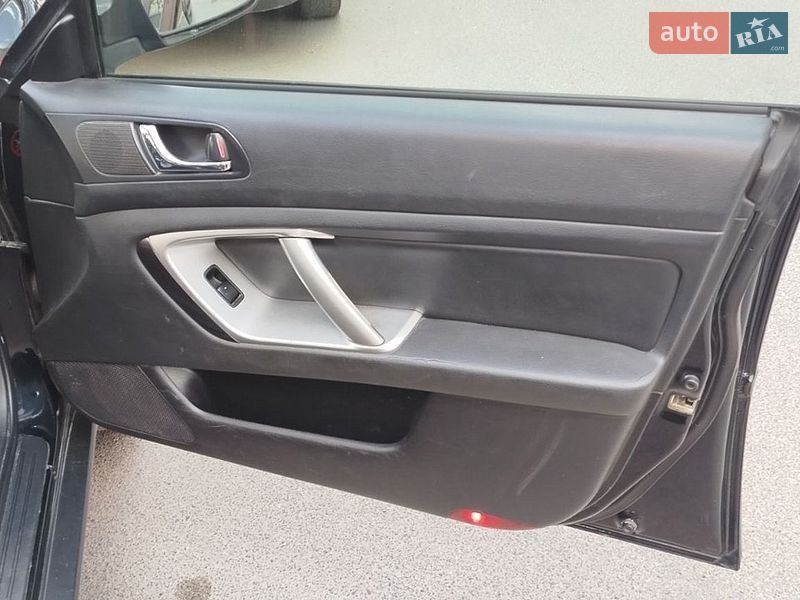 Универсал Subaru Outback 2008 в Буче