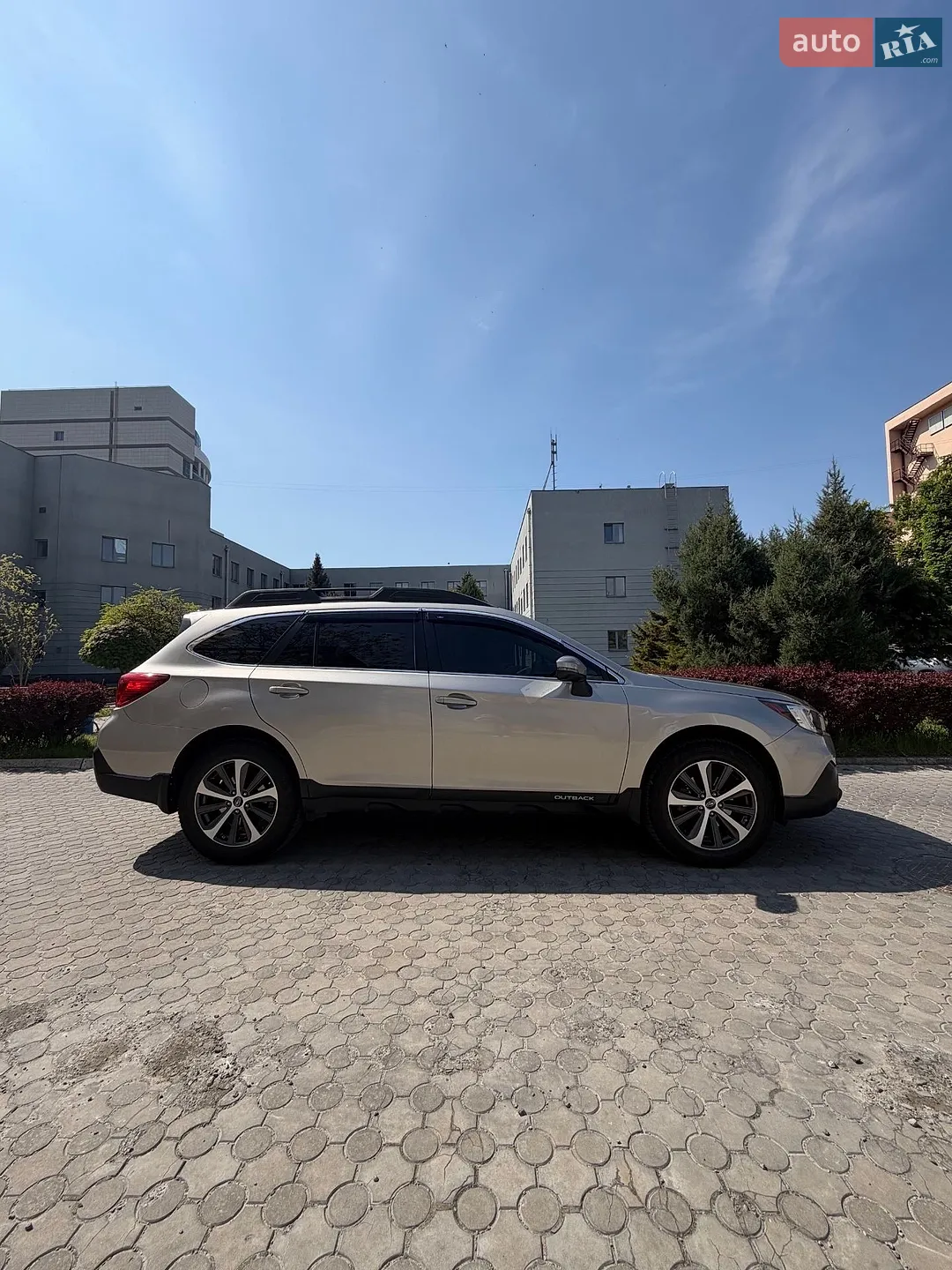 2017 Subaru Outback - мініатюра 8