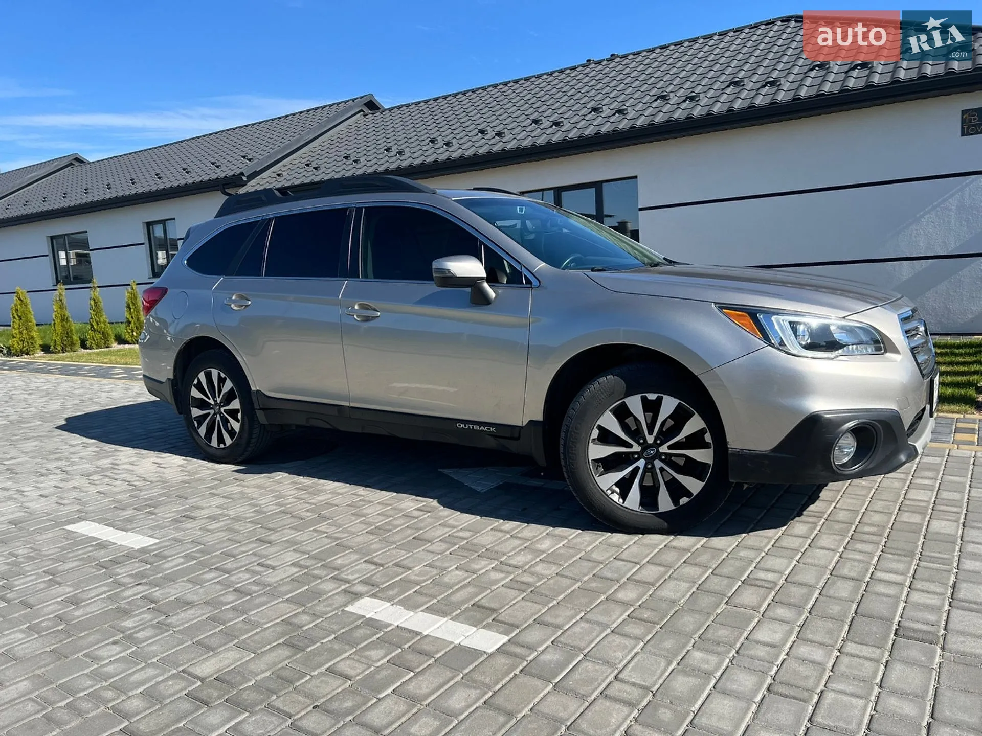 2017 Subaru Outback - мініатюра 4