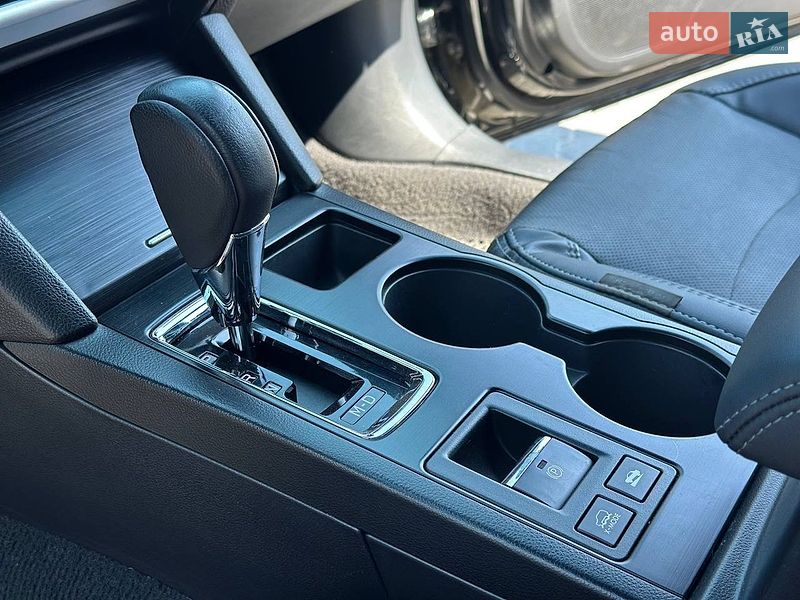 Універсал Subaru Outback 2019 в Дніпрі