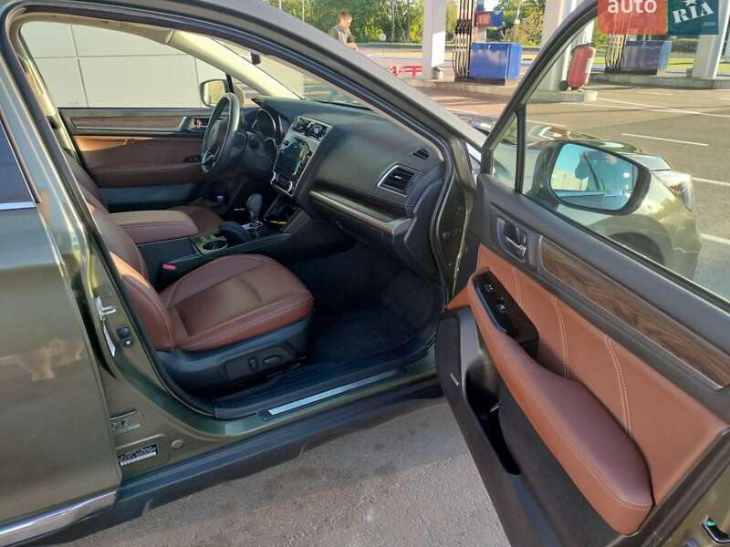 Универсал Subaru Outback 2019 в Киеве