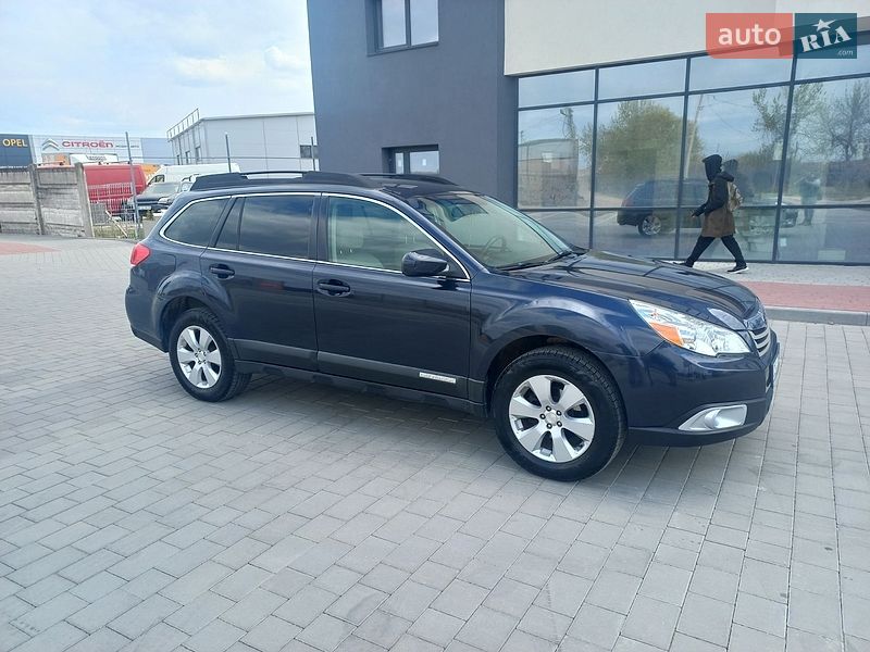 Универсал Subaru Outback 2012 в Ивано-Франковске