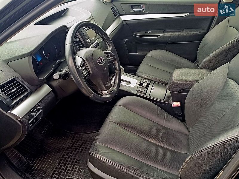 Универсал Subaru Outback 2013 в Киеве