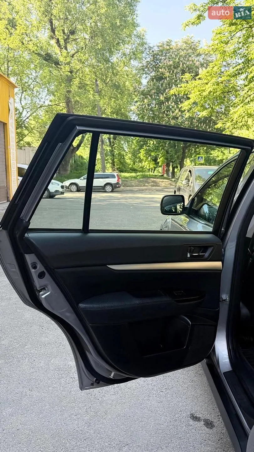 2011 Subaru Outback - мініатюра 27