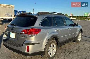 Універсал Subaru Outback 2011 в Бучачі