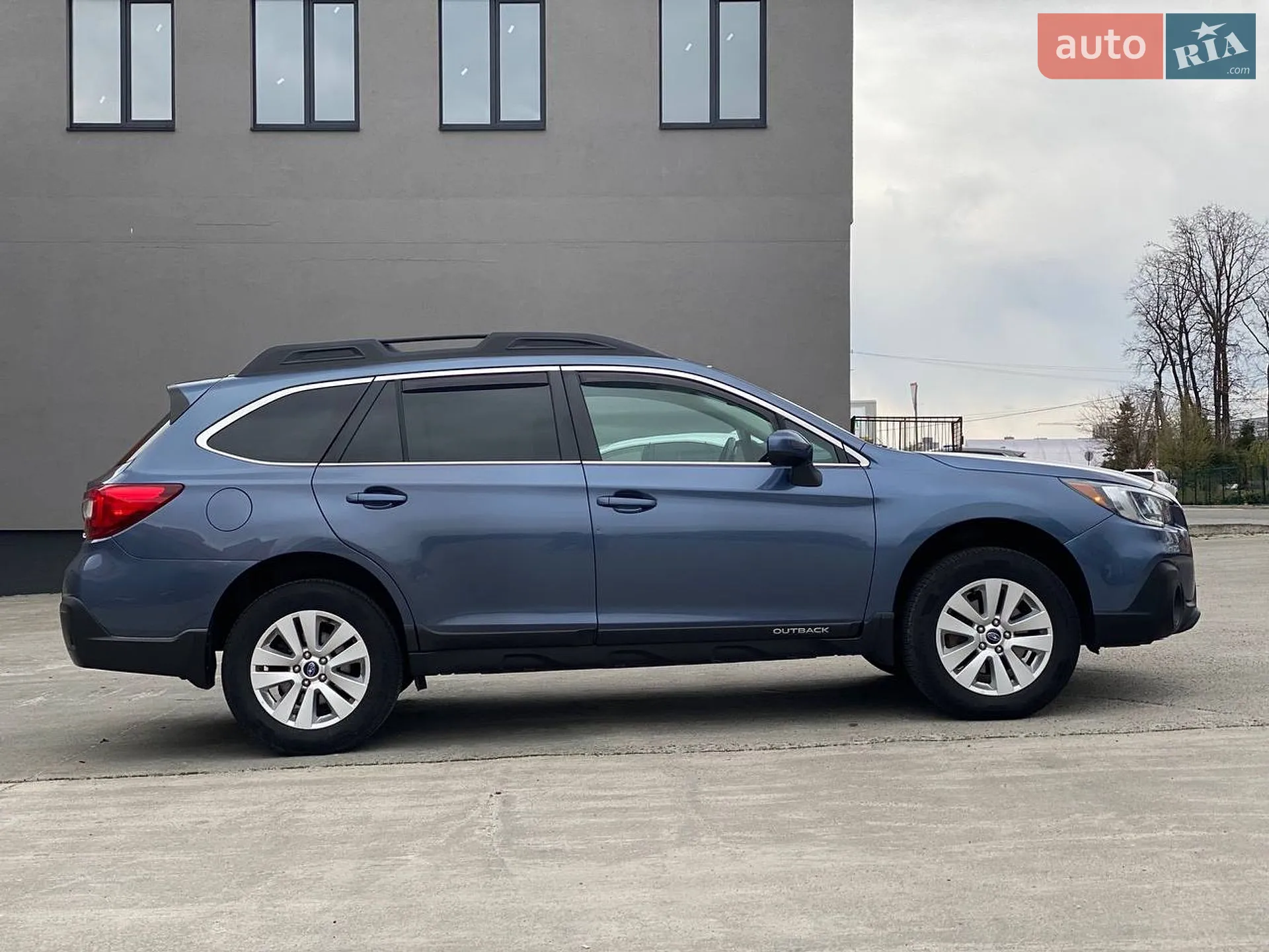 2017 Subaru Outback - мініатюра 8