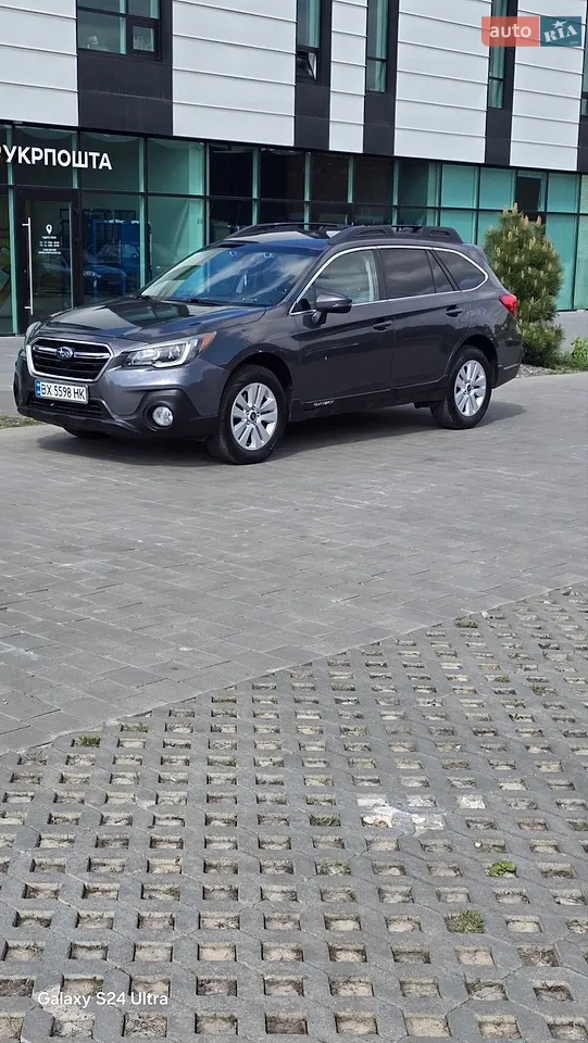 2017 Subaru Outback - мініатюра 14