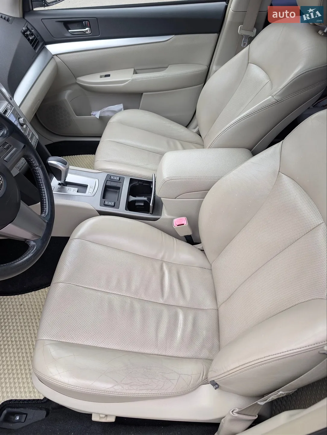 2010 Subaru Outback - мініатюра 25