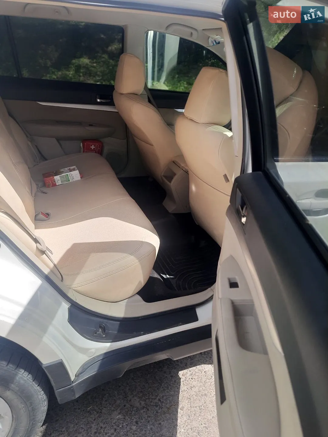 2010 Subaru Outback - мініатюра 9