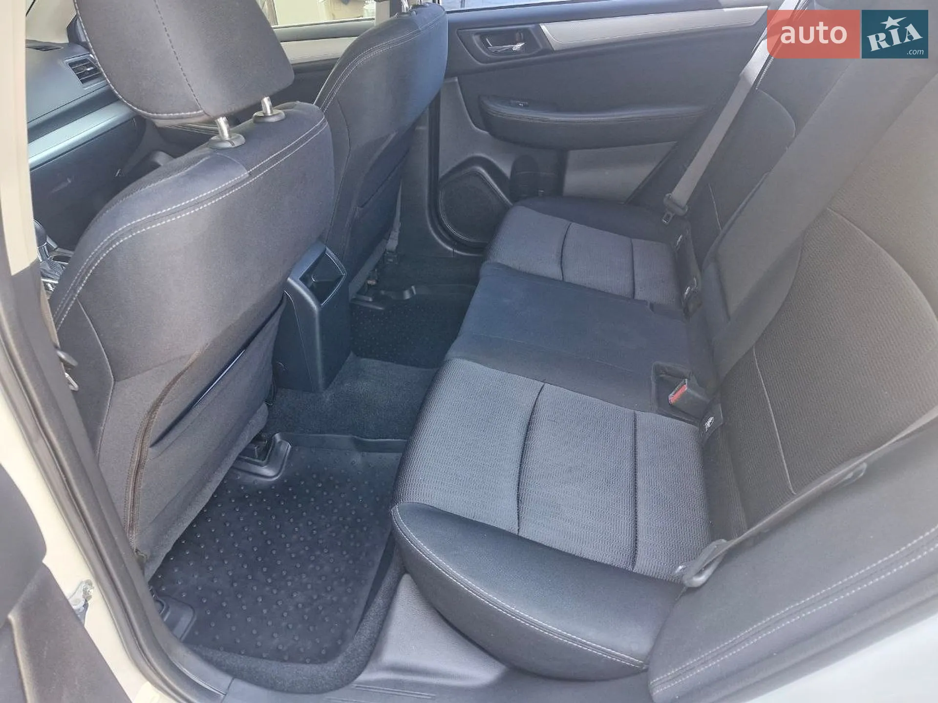 2015 Subaru Outback - мініатюра 16