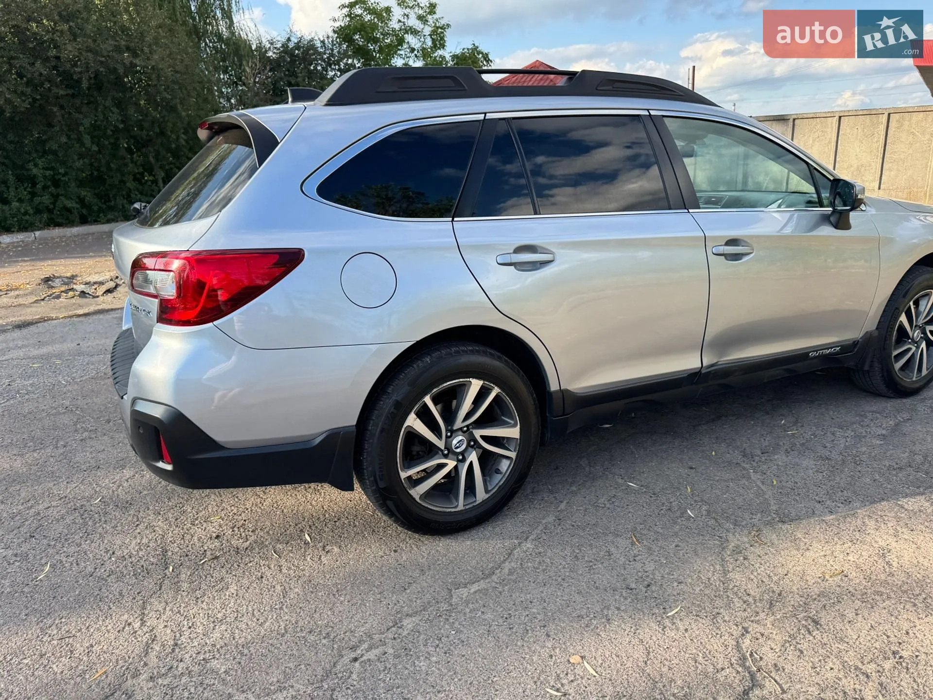 2017 Subaru Outback - мініатюра 38