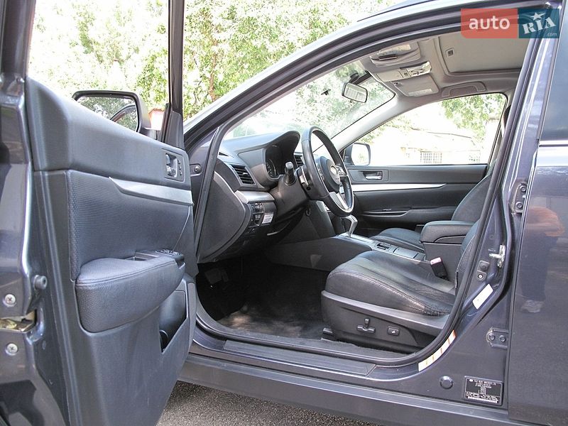 Универсал Subaru Outback 2011 в Киеве