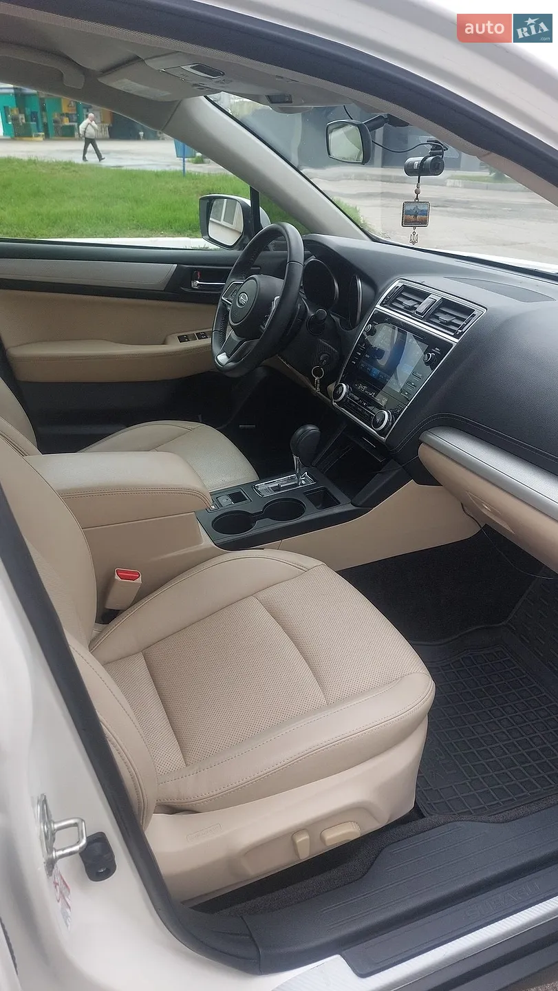 2019 Subaru Outback - мініатюра 7
