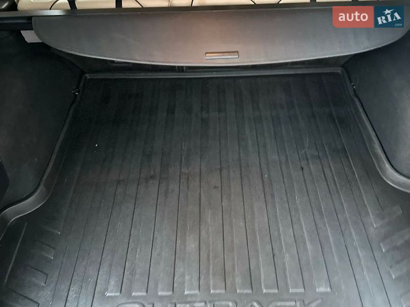 Универсал Subaru Outback 2014 в Городке