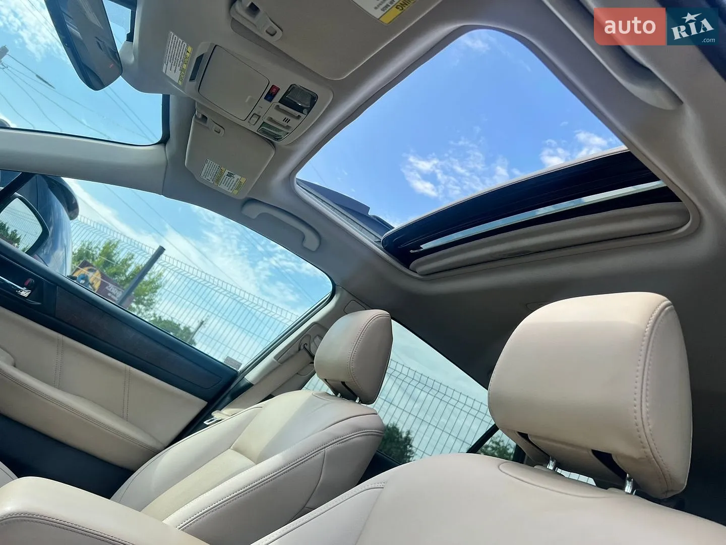 2017 Subaru Outback - мініатюра 24