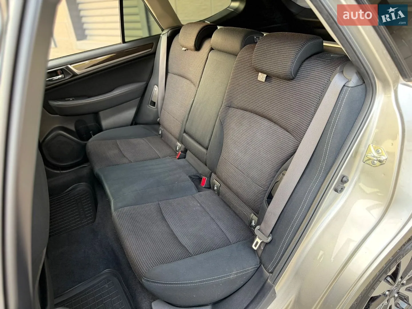 2016 Subaru Outback - мініатюра 16