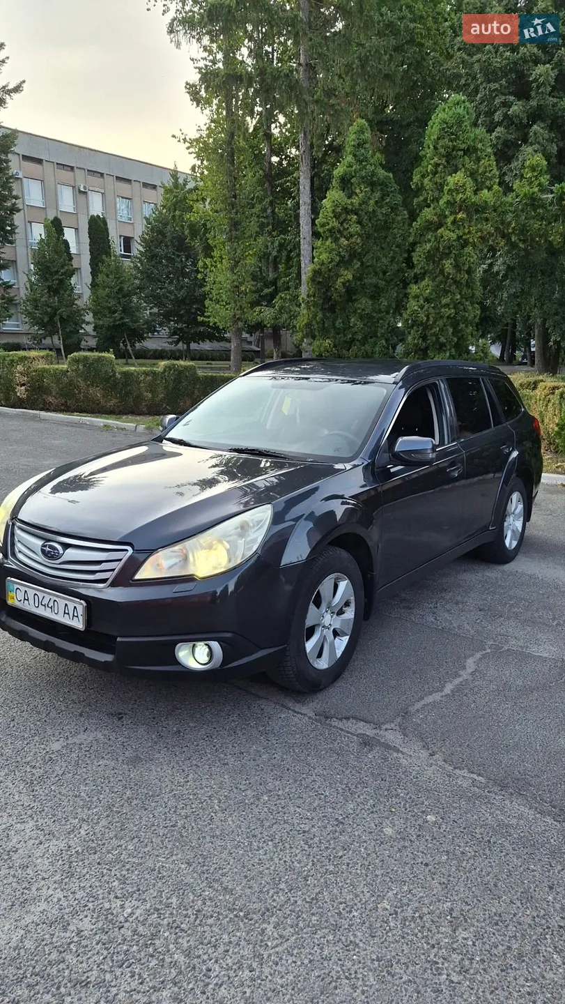 2011 Subaru Outback - мініатюра 2