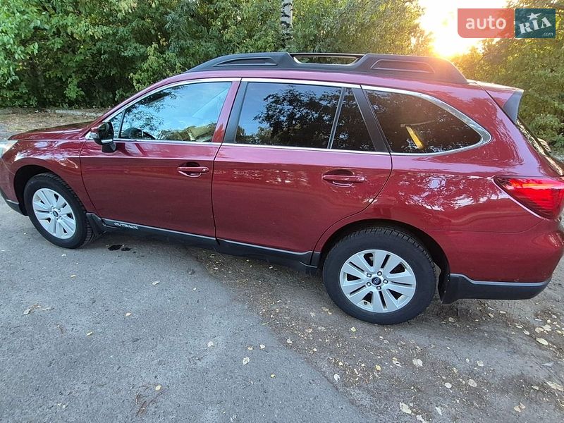 Универсал Subaru Outback 2014 в Золочеве
