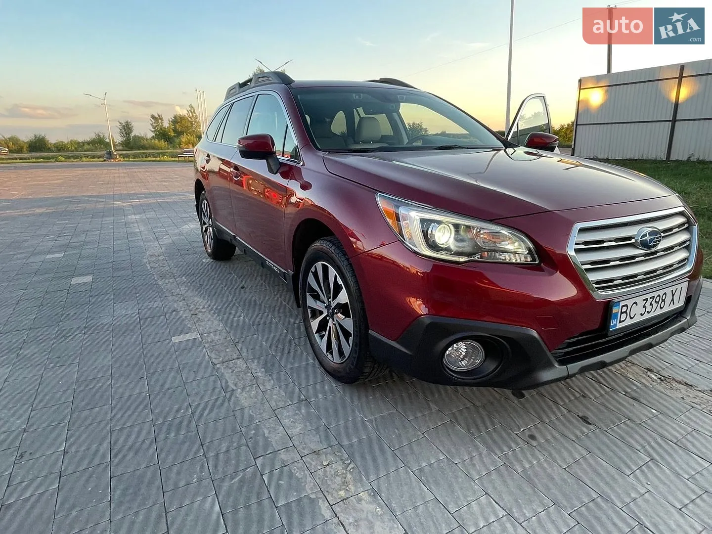 2016 Subaru Outback - мініатюра 12