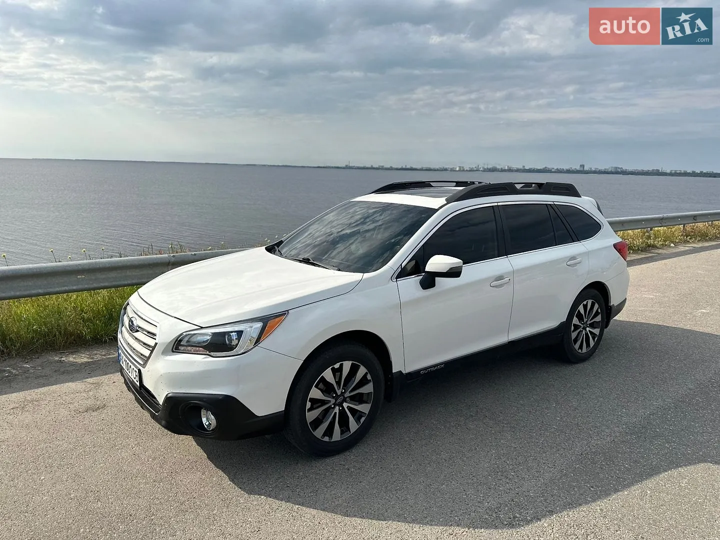 2017 Subaru Outback - мініатюра 10