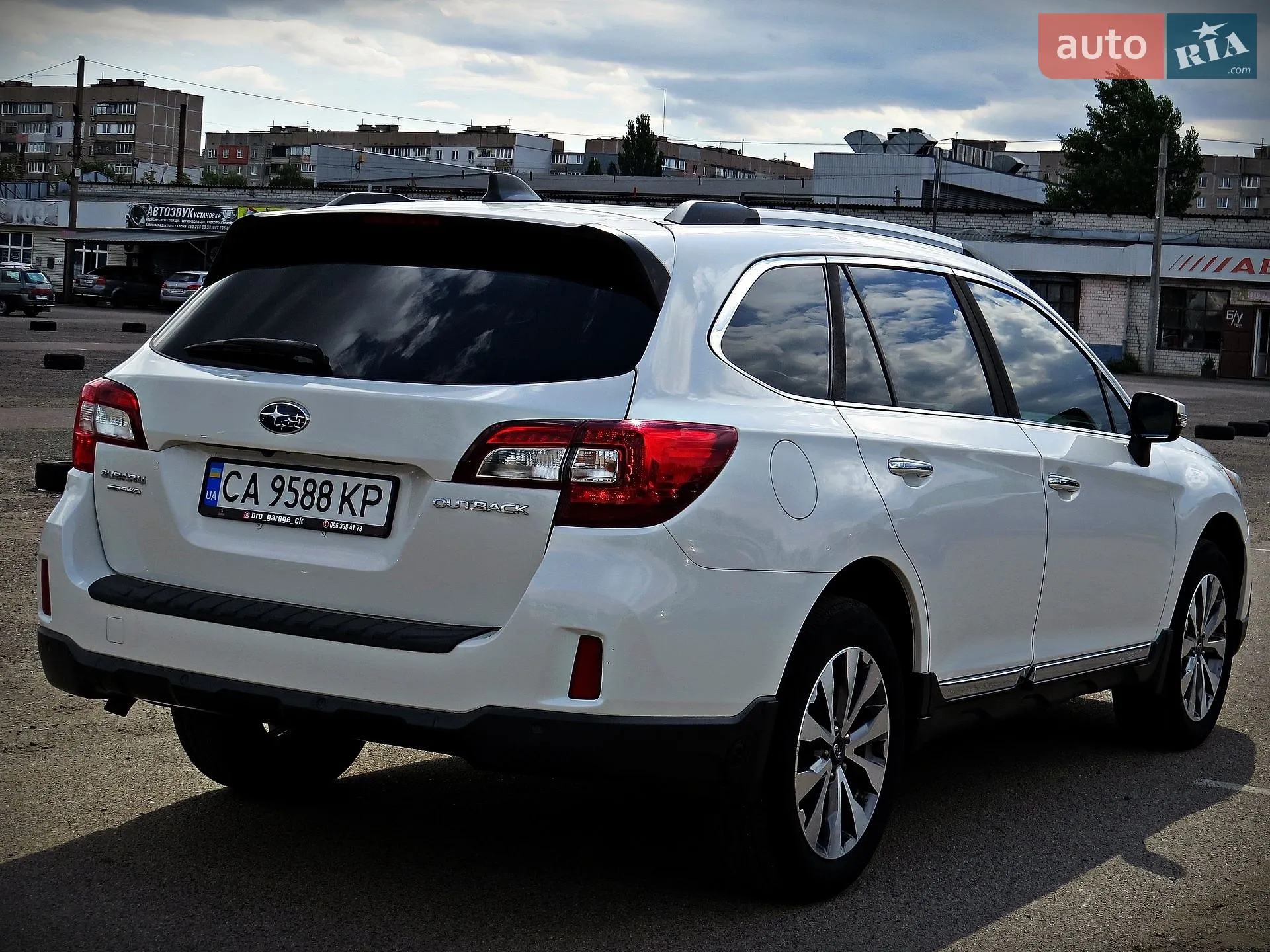 2017 Subaru Outback - мініатюра 3
