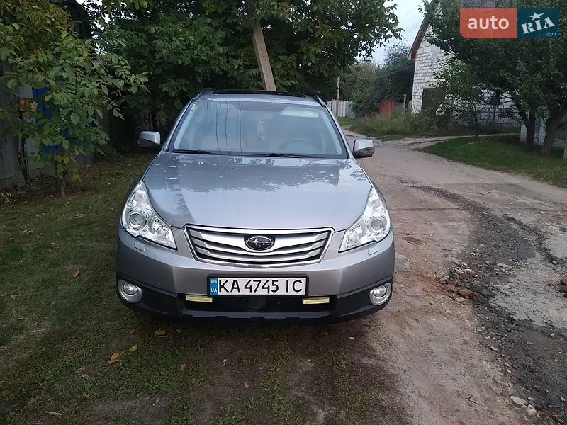Subaru Outback 2010
