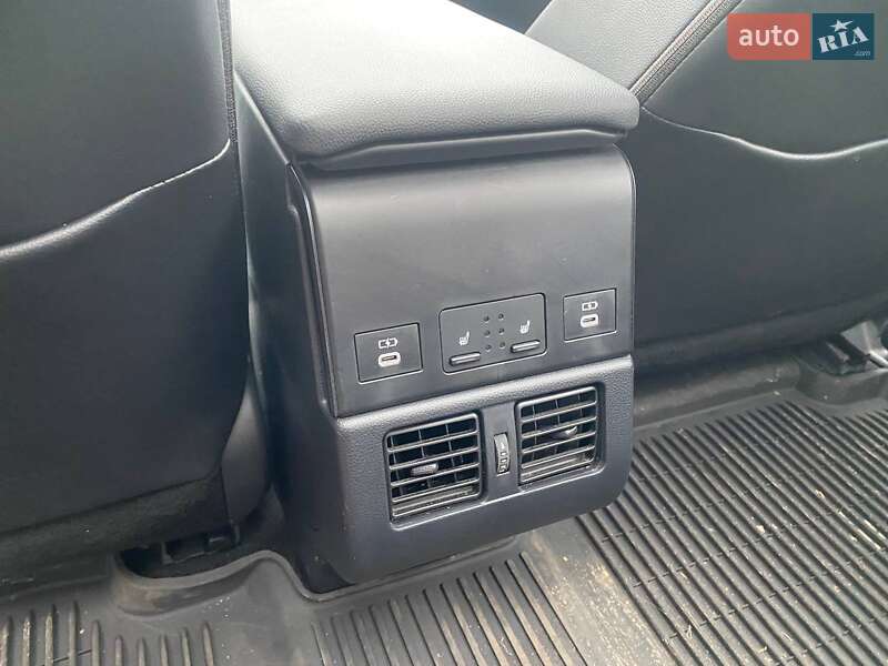 Внедорожник / Кроссовер Subaru Solterra 2022 в Львове фото 23 Внедорожник / Кроссовер Subaru Solterra 2022 в Львове