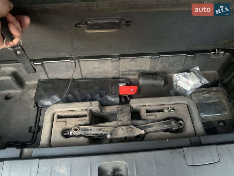 Внедорожник / Кроссовер Subaru Tribeca 2008 в Киеве фото 16 Внедорожник / Кроссовер Subaru Tribeca 2008 в Киеве