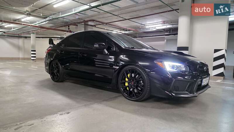 Седан Subaru WRX STI 2017 в Киеве